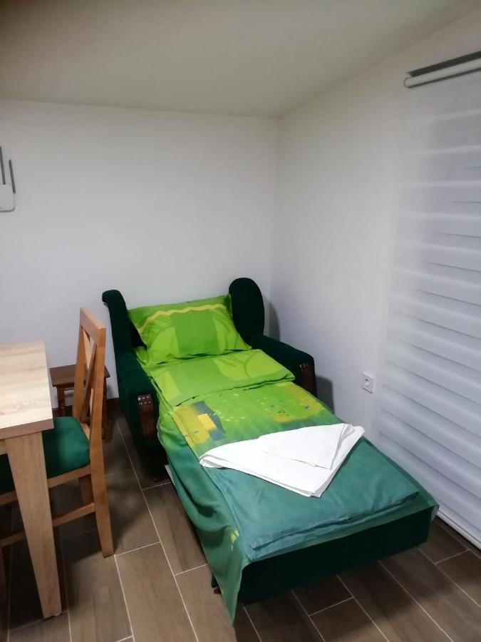 Mia Apartmani - Novoizgradjeni Objekat Gornji Milanovac Dış mekan fotoğraf